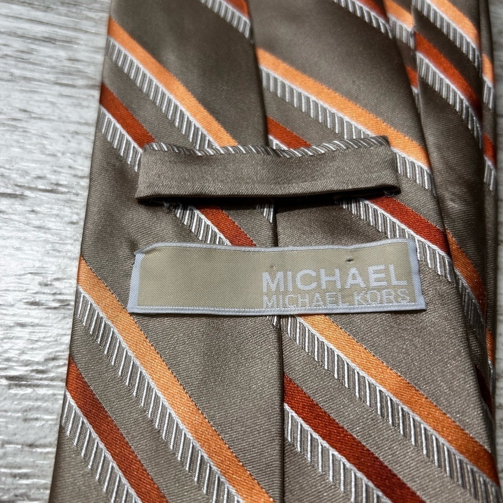 Michael Kors Striped Tie Taupe Orange Modern Necktie tie silk authentic - Picture 4 of 8